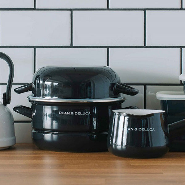 朝のコーヒーが変わる！DEAN & DELUCAのホーローミルクパン